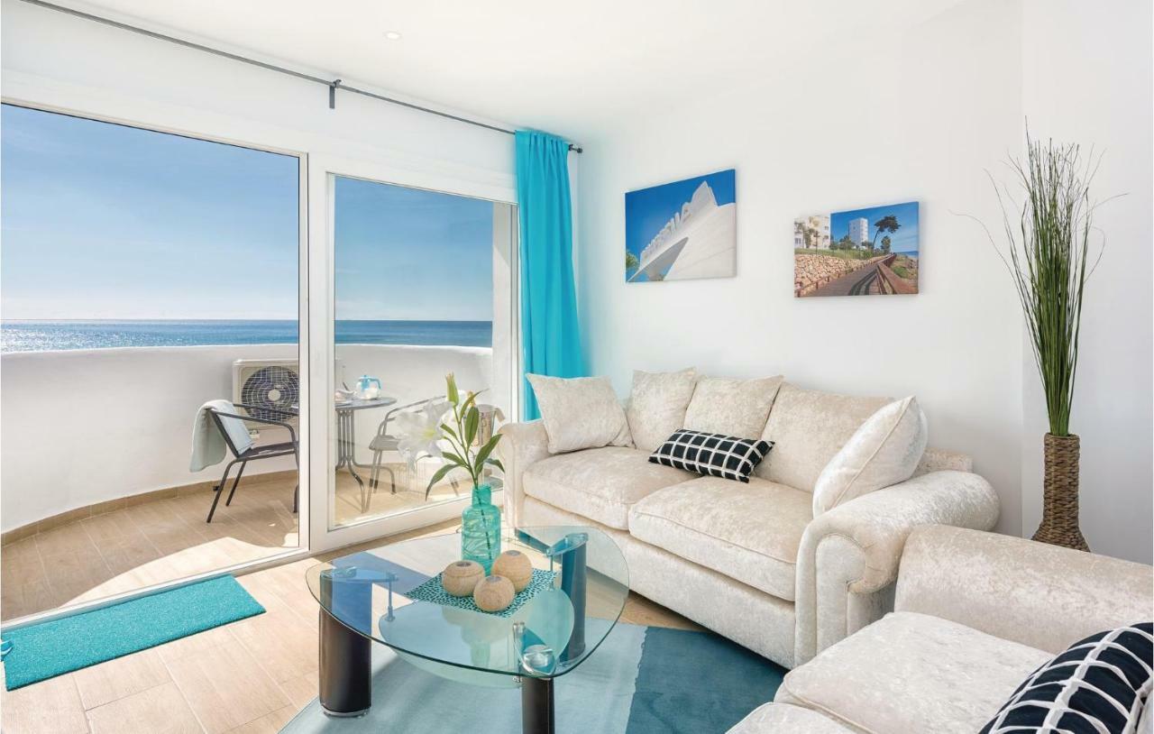 2 Bedroom Lovely In Calahonda *
